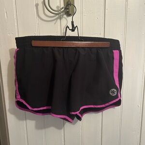 (3/$20) Old navy active go out large Black with Pink trim Women's athletic Short
